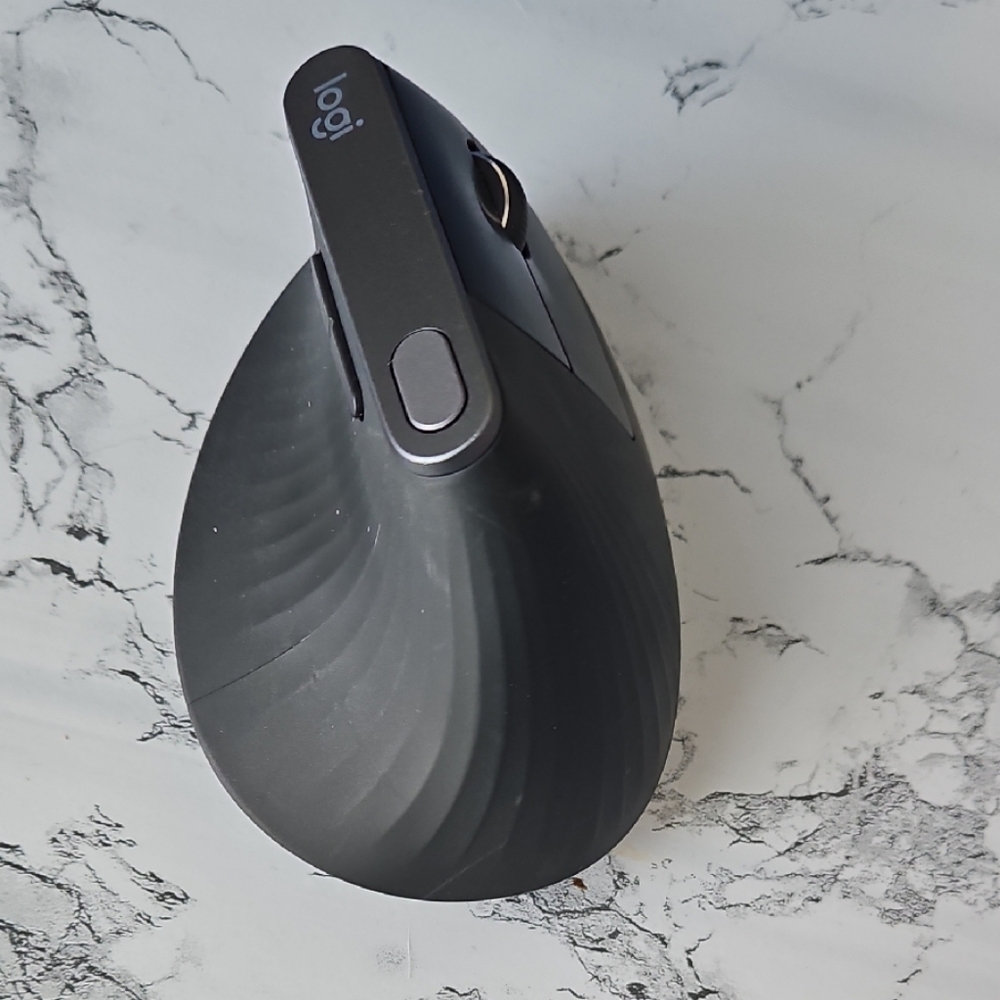 Logitech MX Vertical Mouse